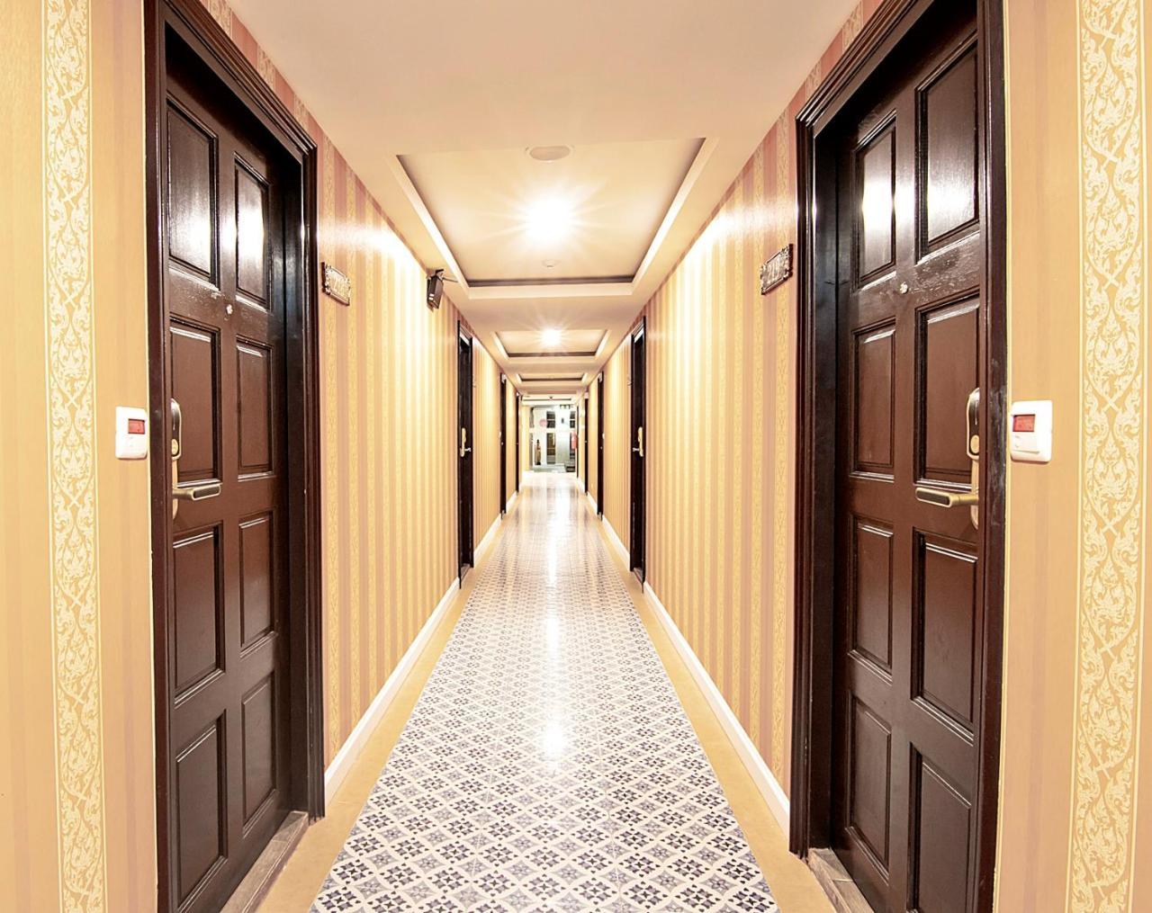 J&Y Hotel Latphrao 35 Бангкок Экстерьер фото
